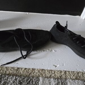 All birds wool runners. Women 8.5.